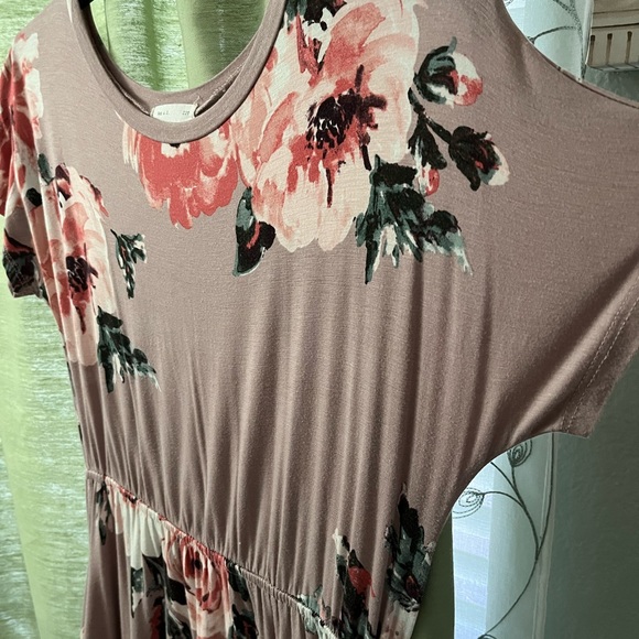 Dress Greyish Pink with flowers size medium - Picture 1 of 7